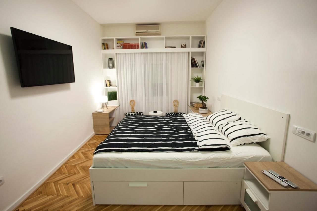 Studio 10 Belgrade Extérieur photo